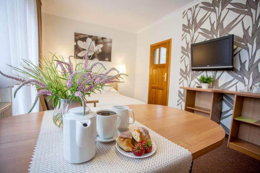 Villa Anna Gdansk - Noclegi Rooms - Free Parking Extérieur photo